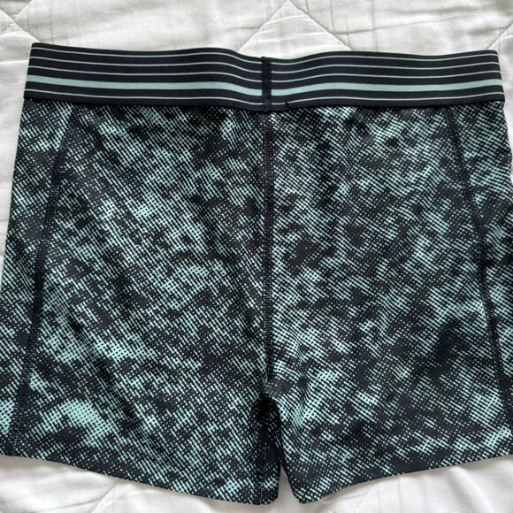 Aqua and Black Patterned Under Armour Compression Shorts, Women's XS - Picture 2 of 2